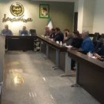 تلاش برای تعادل قیمت در بازار پروتئین؛ کارمزد خدمات کشتارگاهی و خرده‌فروشی مرغ در قم بازنگری می‌شود