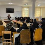 توانمندسازی بانوان روستایی کهک در راستای توسعه زنجیره ارزش پخت خانگی ‌